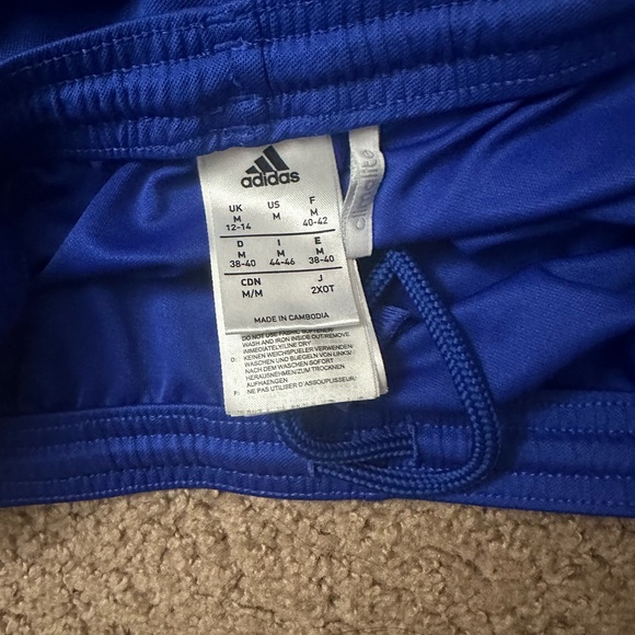 Soccer shorts - Picture 2 of 3